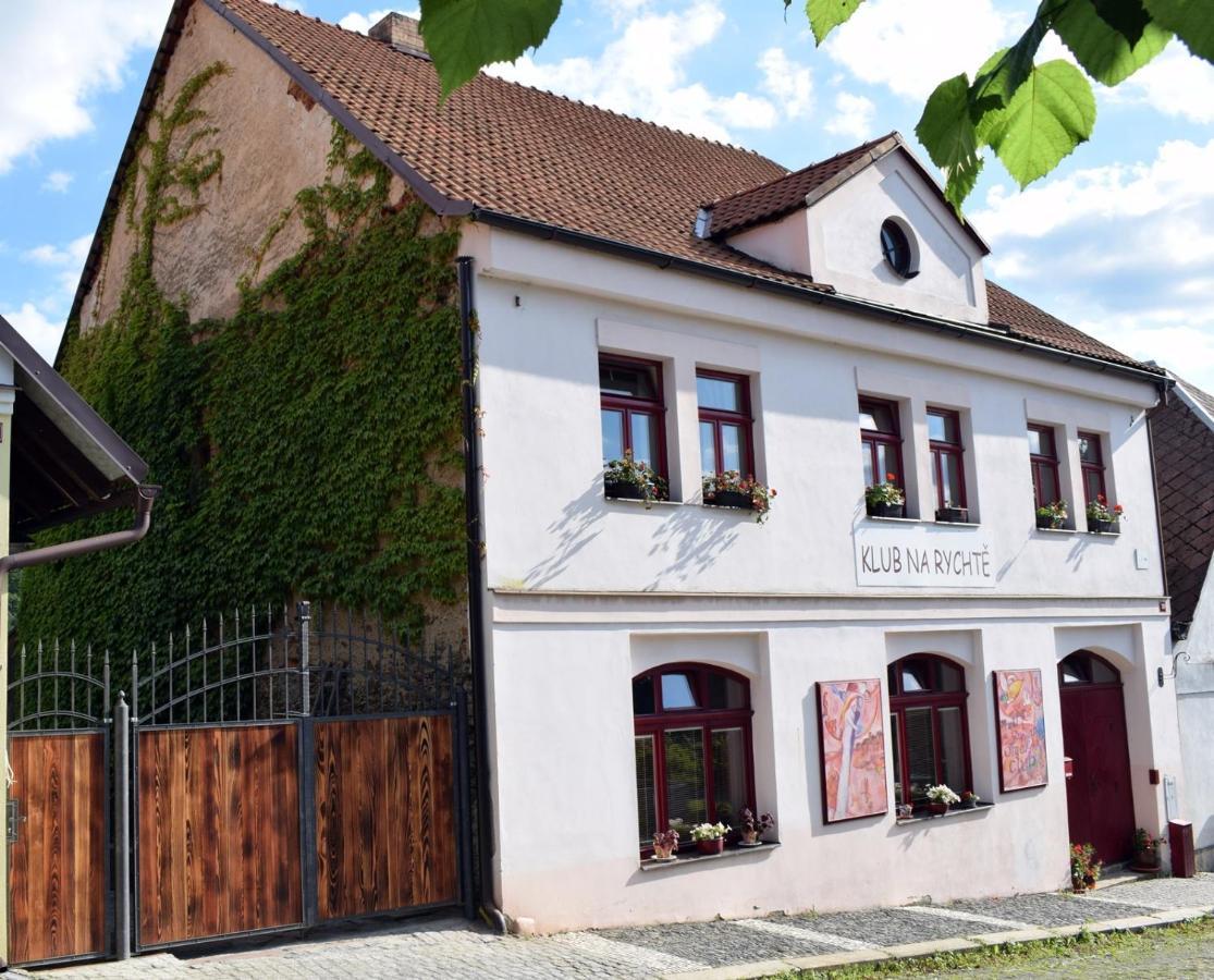Bed and Breakfast Rychta Rataje nad Sázavou Exterior foto